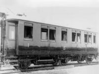 Třínápravový osobní vůz 1. a 2. třídy z roku 1906