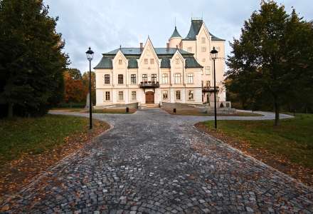 Hlavní vstup do zámku otevřen 13.10.2026